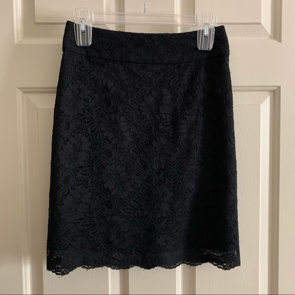 Banana Republic Cream Lace Professional Pencil Skirt main image 0